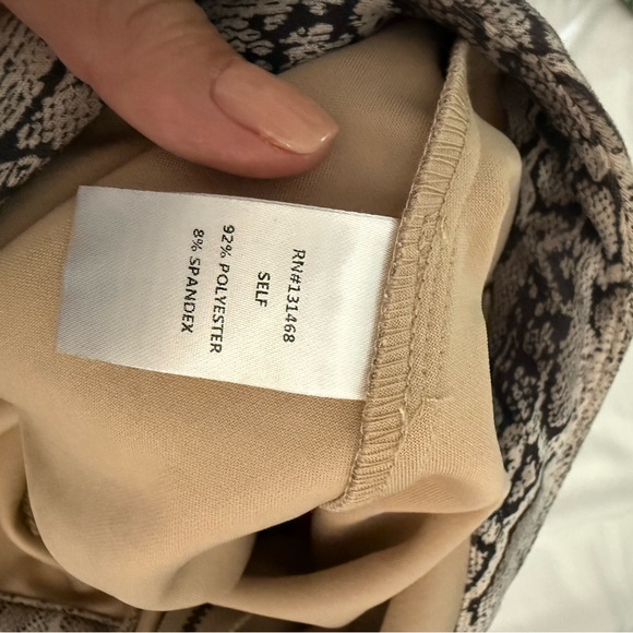 Fate Snakeskin Pattern Skirt - Picture 4 of 5